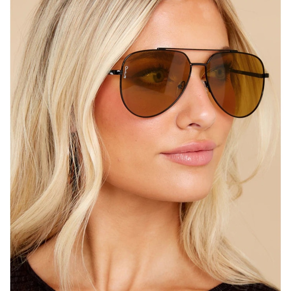OTRA Stylish Black Aviator Sunglasses
